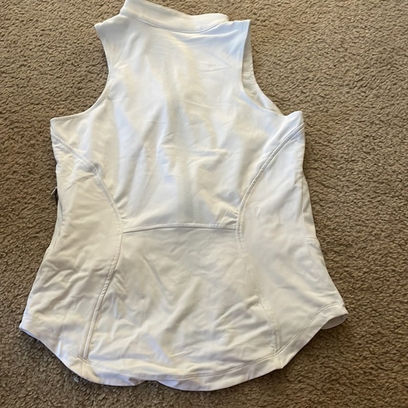 Balsa Athletica vest size Medium - Picture 5 of 5
